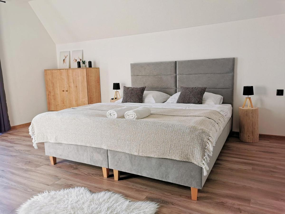 Hill House Apartamenty Bialka Tatrzanska Ngoại thất bức ảnh