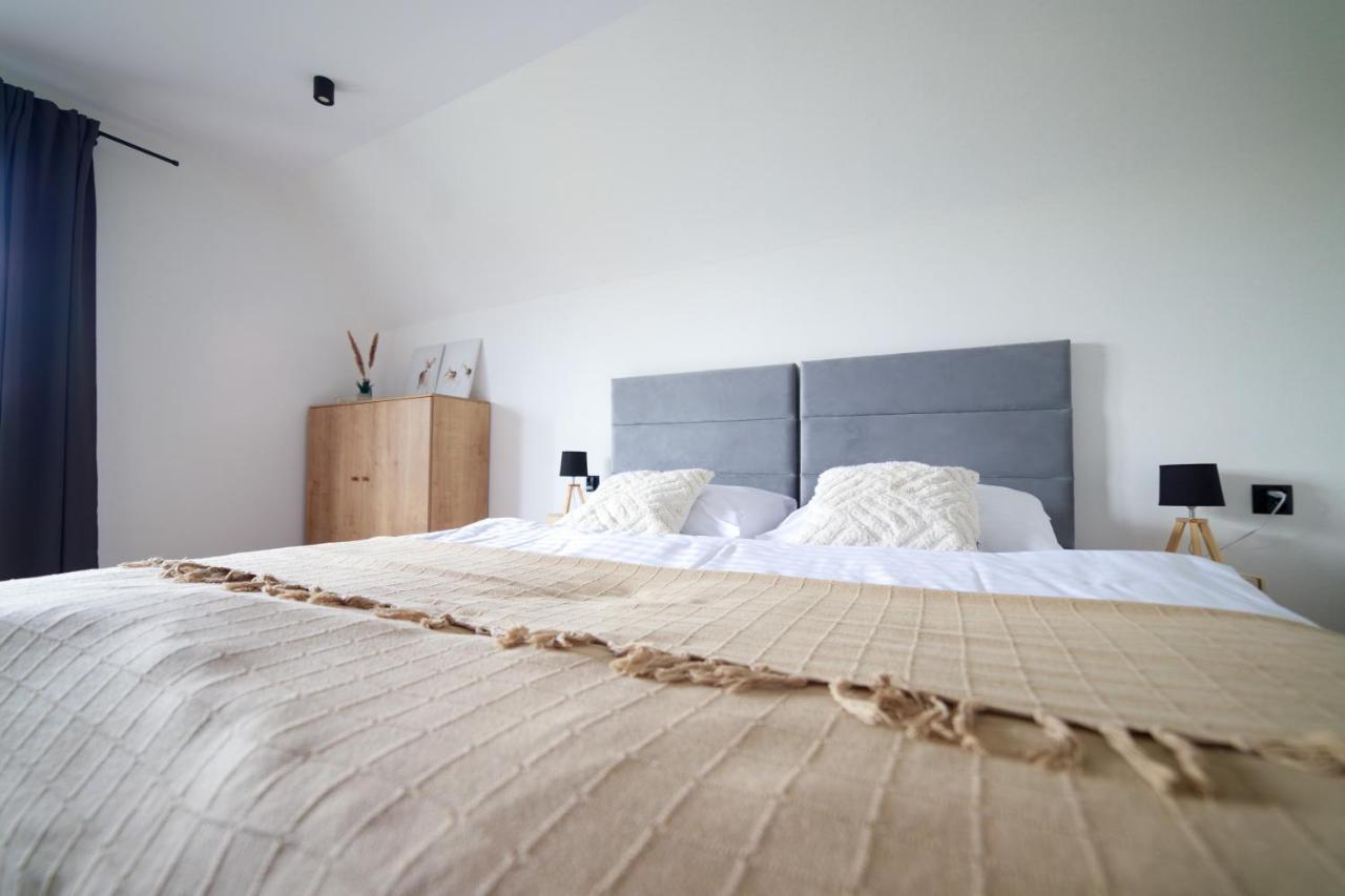Hill House Apartamenty Bialka Tatrzanska Ngoại thất bức ảnh