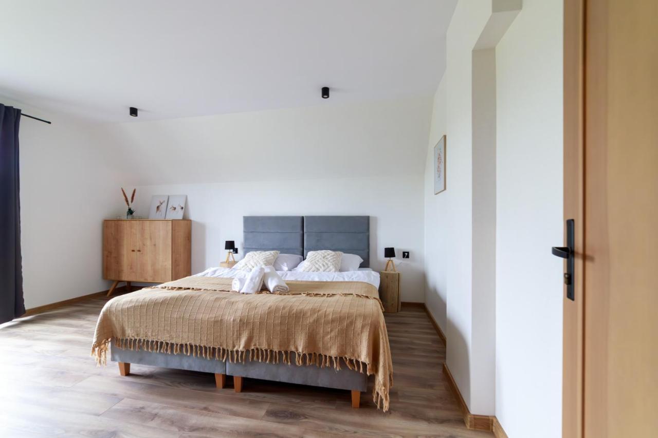 Hill House Apartamenty Bialka Tatrzanska Ngoại thất bức ảnh