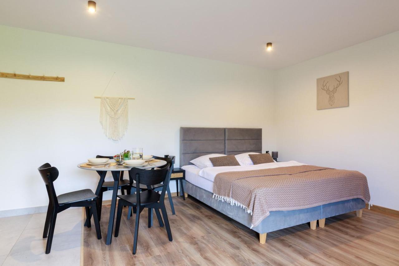 Hill House Apartamenty Bialka Tatrzanska Ngoại thất bức ảnh