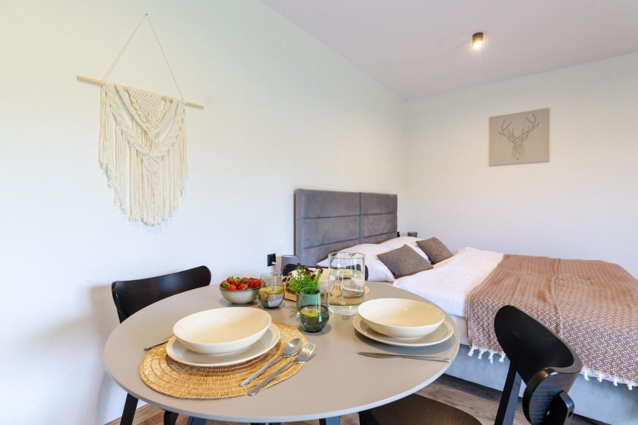 Hill House Apartamenty Bialka Tatrzanska Ngoại thất bức ảnh